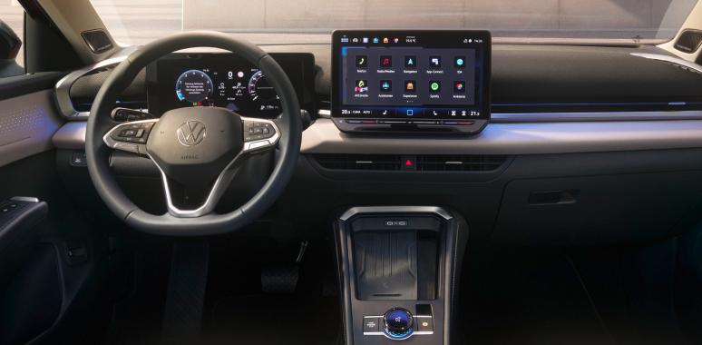 https://www.deutsche-versicherungsboerse.de/images/artikel-slider/maklerprozesse/1301/der neue volkswagen t-roc_resized.jpg